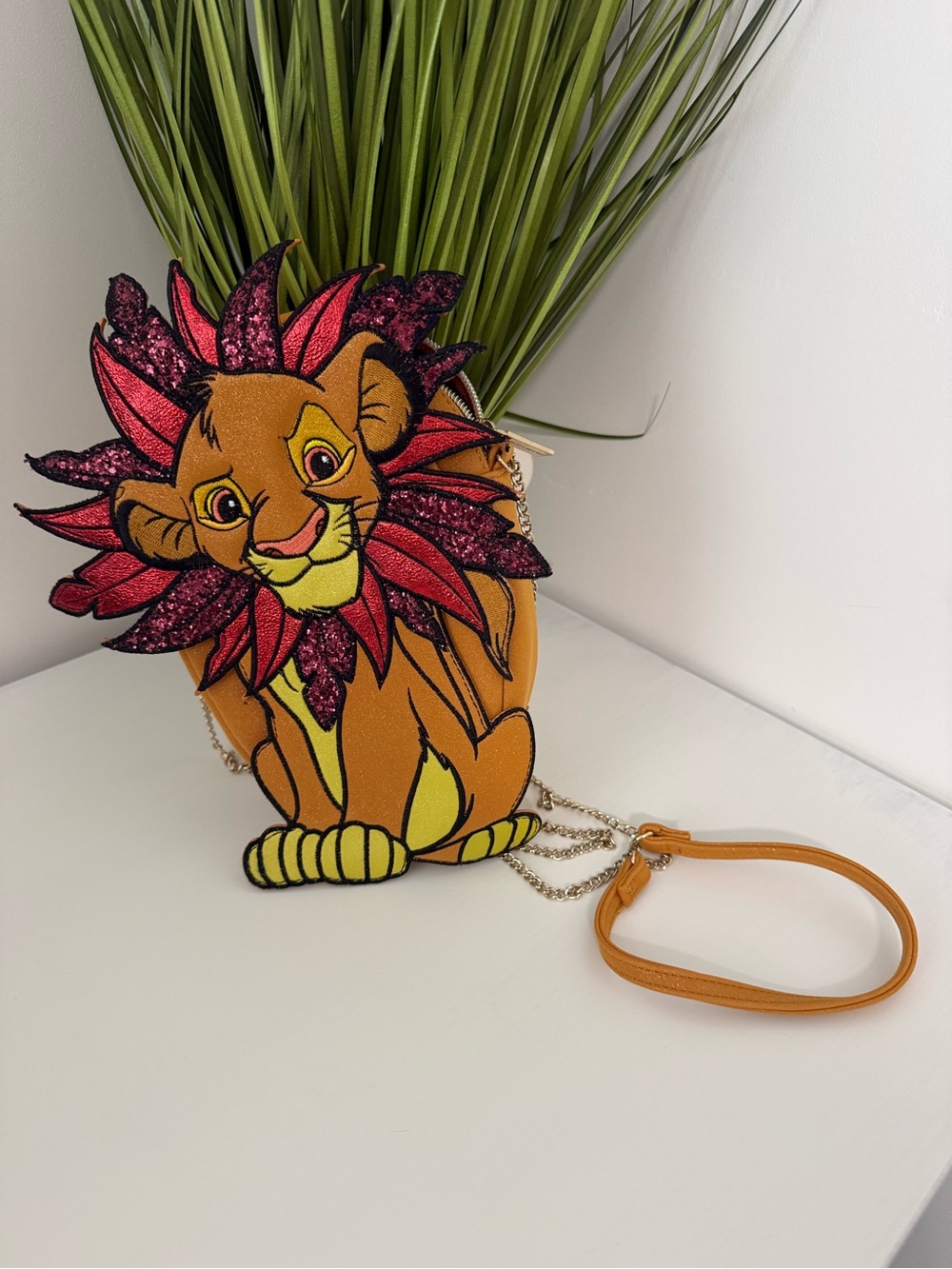 RARE Danielle Nicole Simba Lion King Crossbody Bag